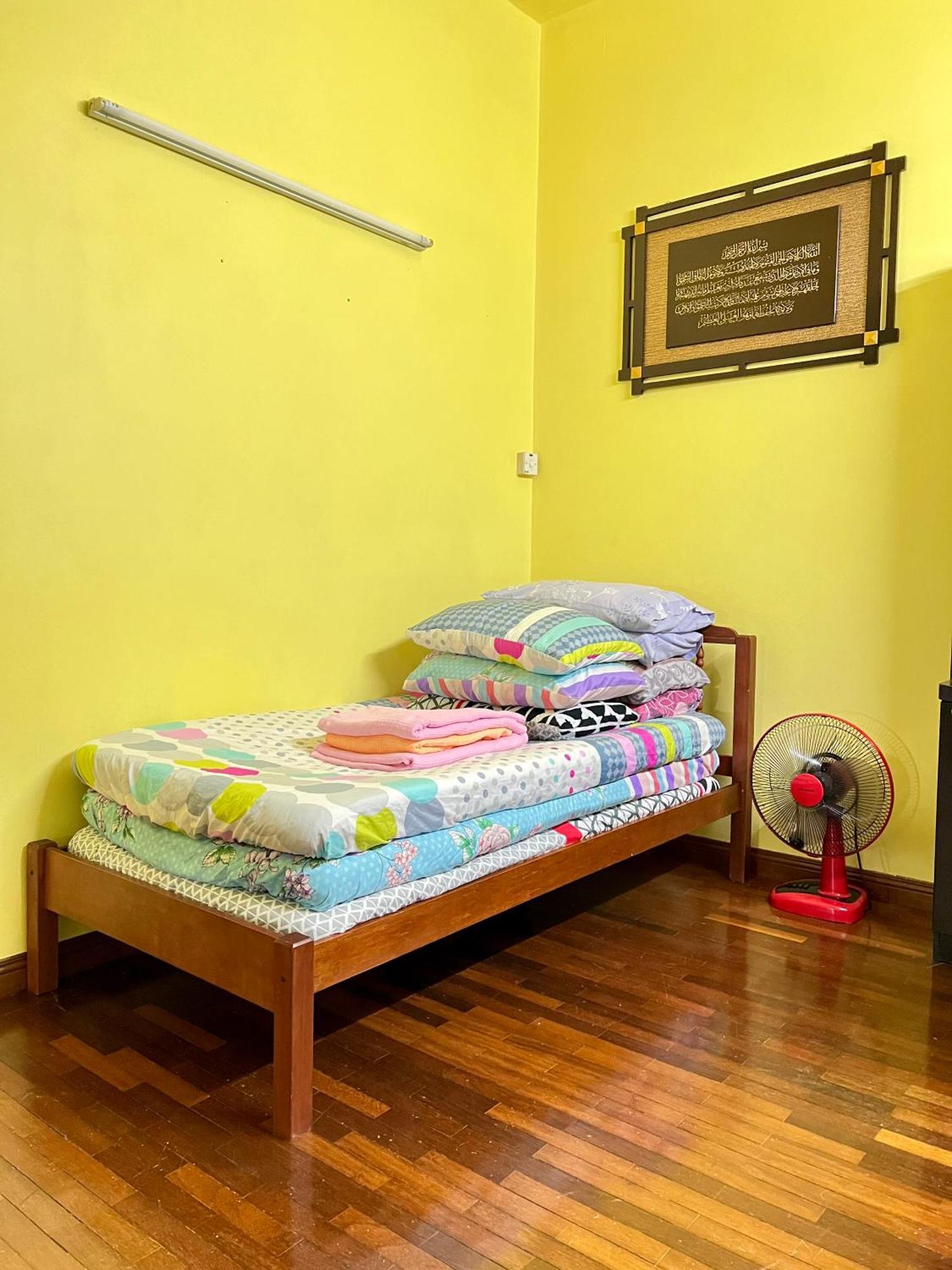 Rini Utama Homestay Skudai Bagian luar foto